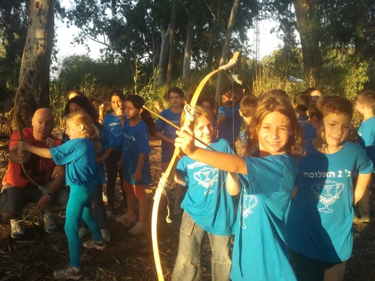 הפעלת חץ וקשת לילדים